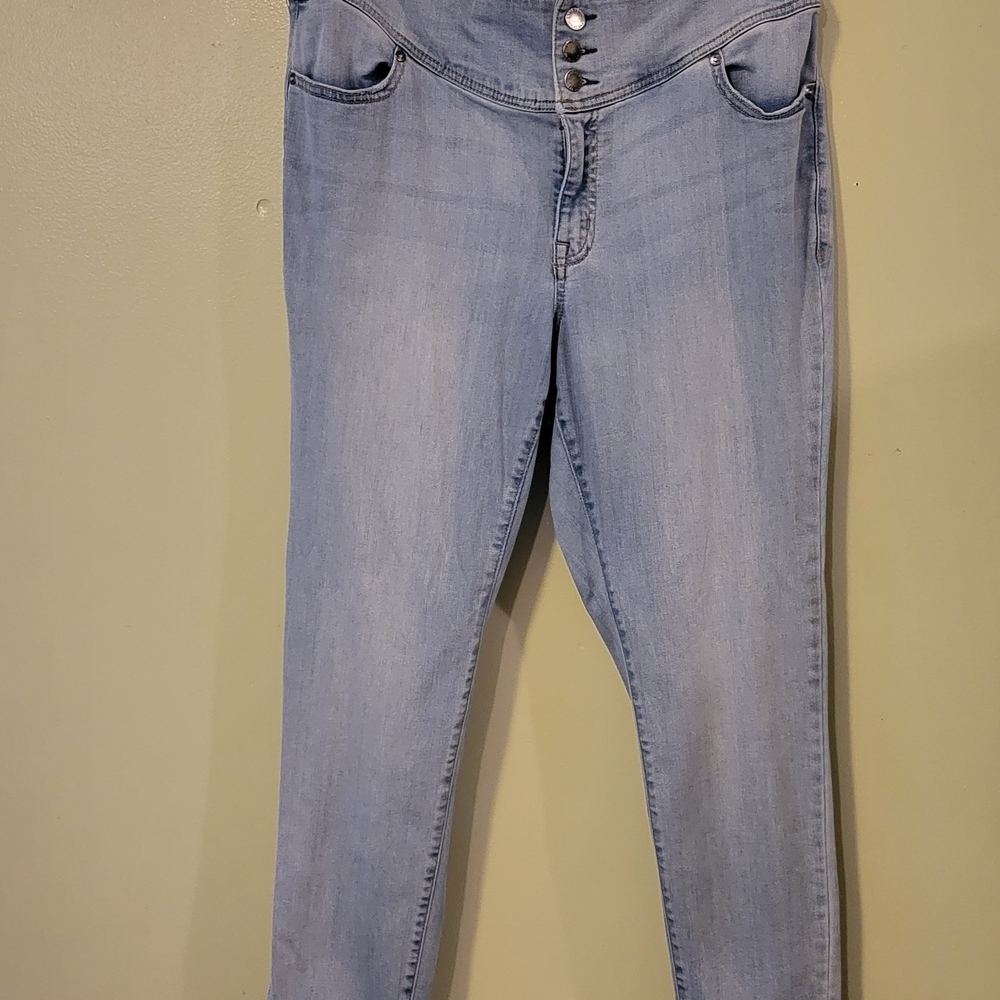 Stylish Light Blue Women's Jeans